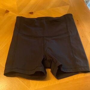 Ladies Athleta Ultimate Shortie size XS
